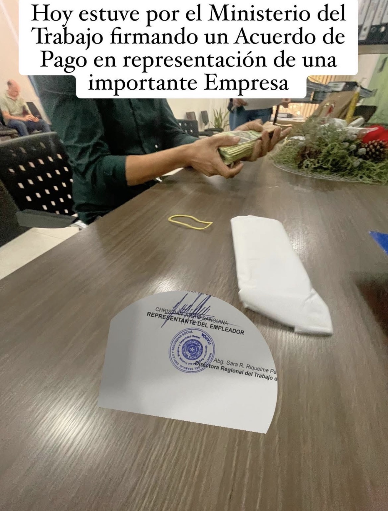 Acuerdo de pago firmado en el Ministerio del Trabajo en representación de una empresa